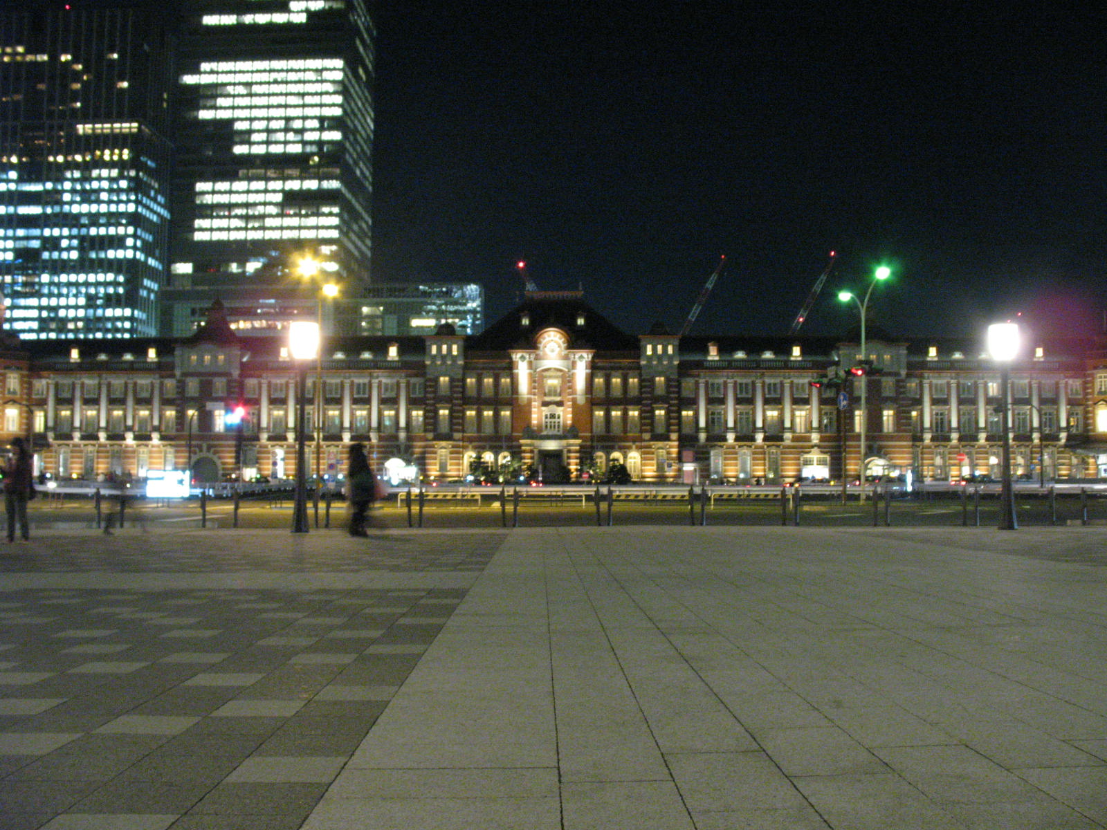 Tokyo station guide. How to change the trains, Shinkansen, Narita Express  and other local trains.  – Japan rail and train travel complete  guide